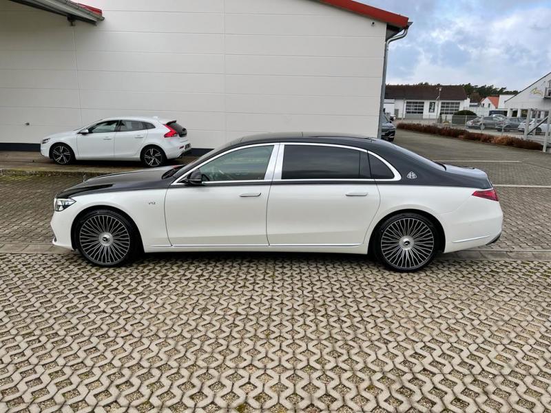 Купить Mercedes-Maybach S680 бензин 2024 id-1005909 в Киеве, Фото №[delta]