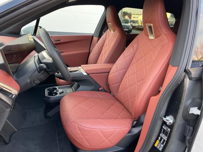 Купить BMW iX 40 электро 2024 id-1005903 в Киеве, Фото №[delta]