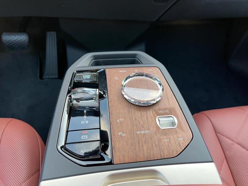 Купить BMW iX 40 электро 2024 id-1005903 в Киеве, Фото №[delta]