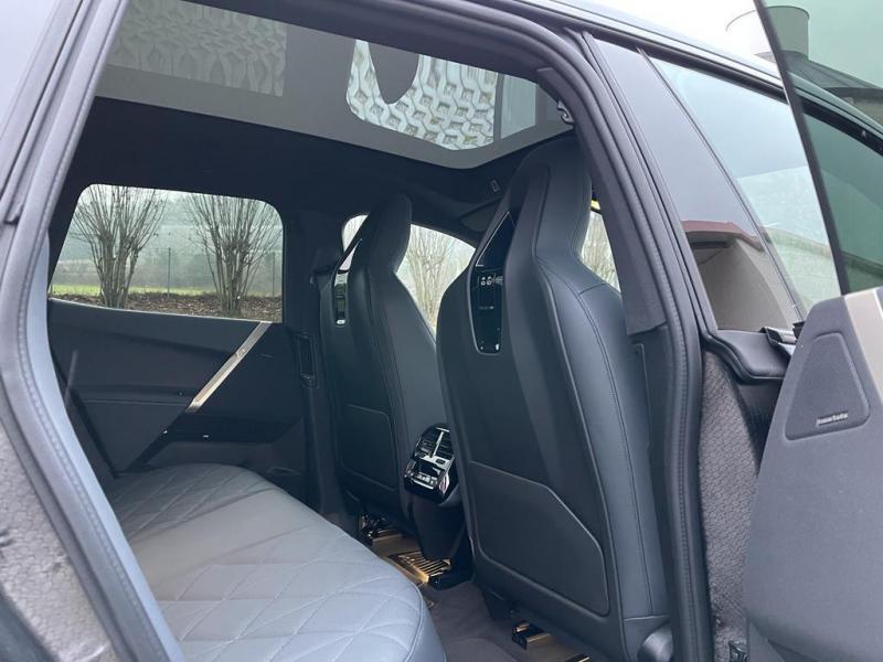 Купить BMW iX 40 бензин 2024 id-1005900 в Киеве, Фото №[delta]