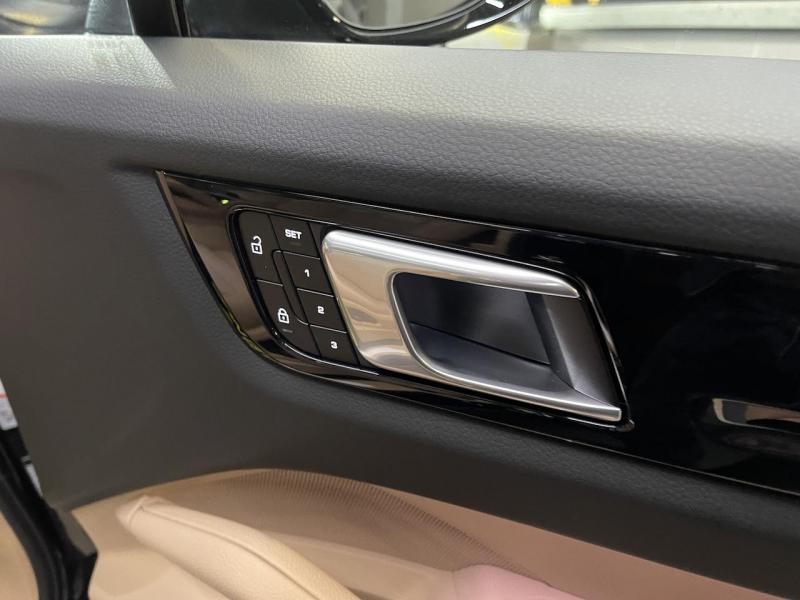 Купить Porsche Cayenne Coupe бензин 2023 id-1005888 в Киеве, Фото №[delta]