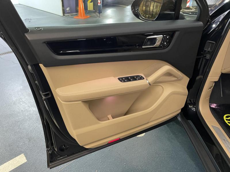 Купить Porsche Cayenne Coupe бензин 2023 id-1005888 в Киеве, Фото №[delta]