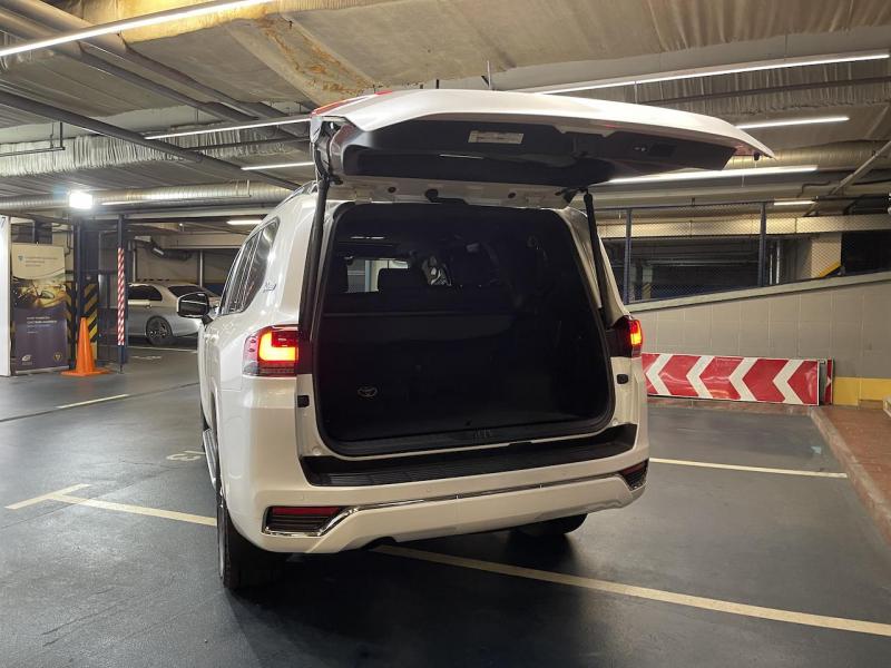 Купить Toyota Land Cruiser 300 Premium 70th дизель 2024 id-1005878 в Киеве, Фото №[delta]