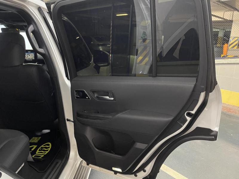 Купить Toyota Land Cruiser 300 Premium 70th дизель 2024 id-1005878 в Киеве, Фото №[delta]