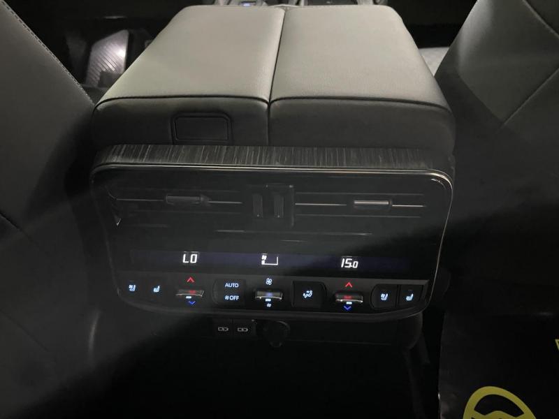 Купить Toyota Land Cruiser 300 Premium 70th дизель 2024 id-1005878 в Киеве, Фото №[delta]