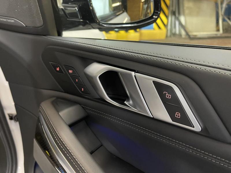 Купить BMW X6 xDrive50d M дизель 2023 id-1005838 в Киеве, Фото №[delta]