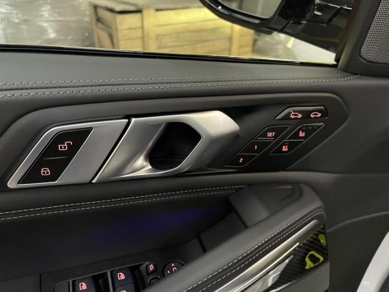 Купить BMW X6 xDrive50d M дизель 2023 id-1005838 в Киеве, Фото №[delta]