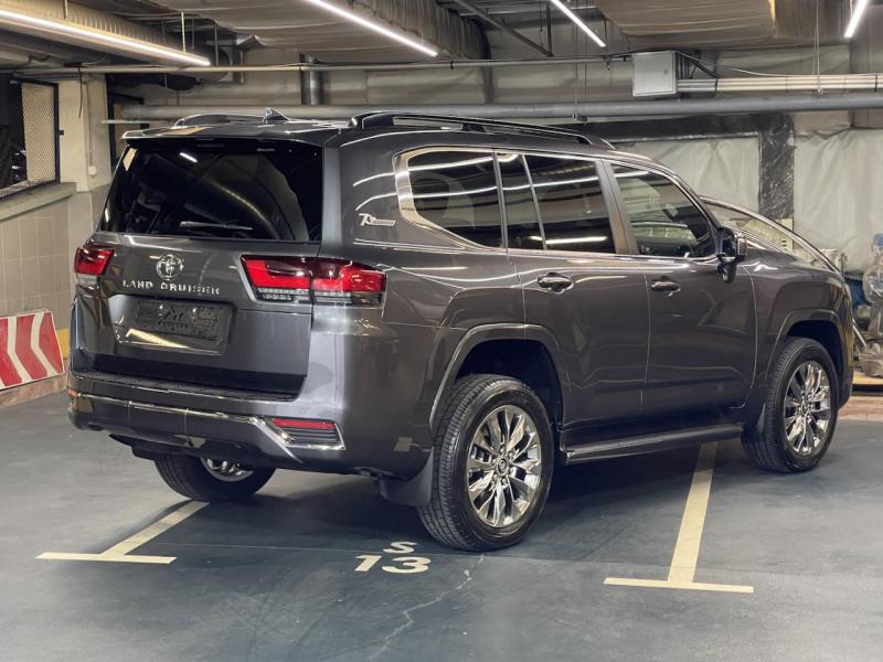 Купить Toyota Land Cruiser 300 бензин 2024 id-1005834 в Киеве, Фото №[delta]
