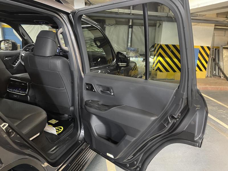 Купить Toyota Land Cruiser 300 бензин 2024 id-1005834 в Киеве, Фото №[delta]