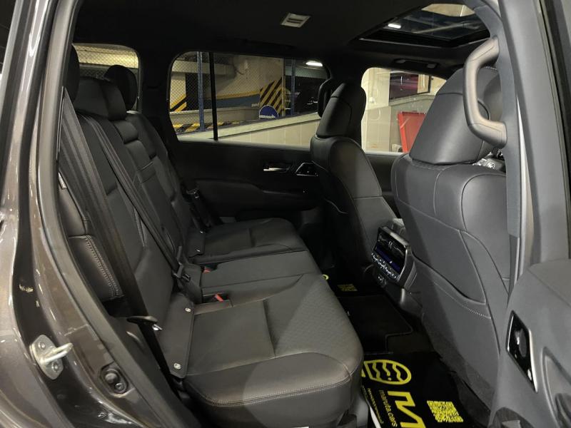 Купить Toyota Land Cruiser 300 бензин 2024 id-1005834 в Киеве, Фото №[delta]