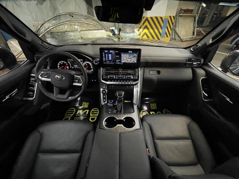 Купить Toyota Land Cruiser 300 бензин 2024 id-1005834 в Киеве, Фото №[delta]