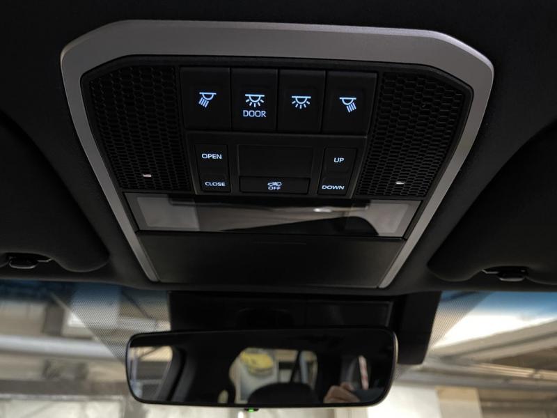 Купить Toyota Land Cruiser 300 бензин 2024 id-1005834 в Киеве, Фото №[delta]