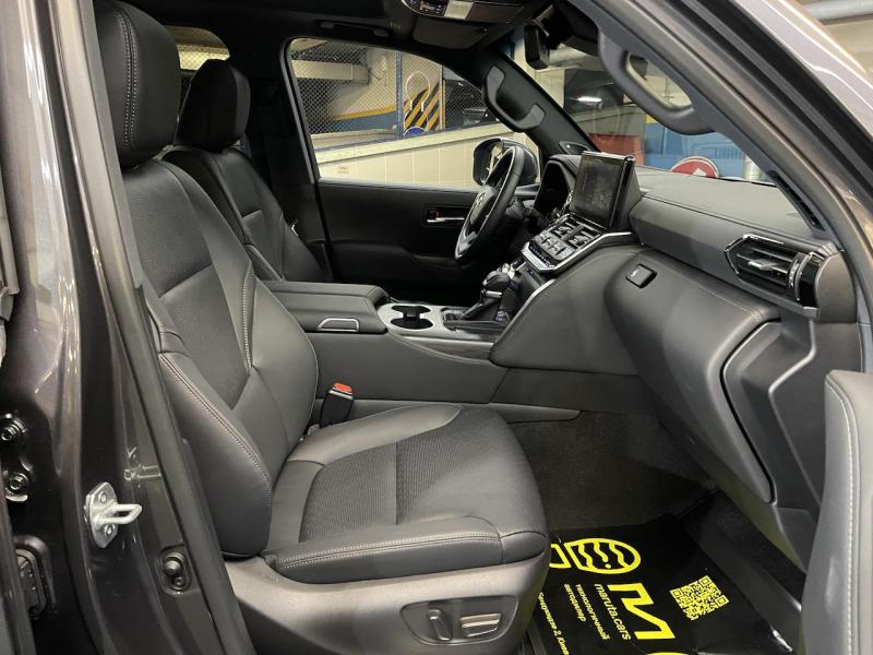 Купить Toyota Land Cruiser 300 бензин 2024 id-1005834 в Киеве, Фото №[delta]