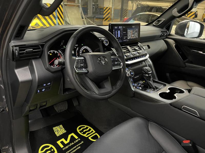 Купить Toyota Land Cruiser 300 бензин 2024 id-1005834 в Киеве, Фото №[delta]