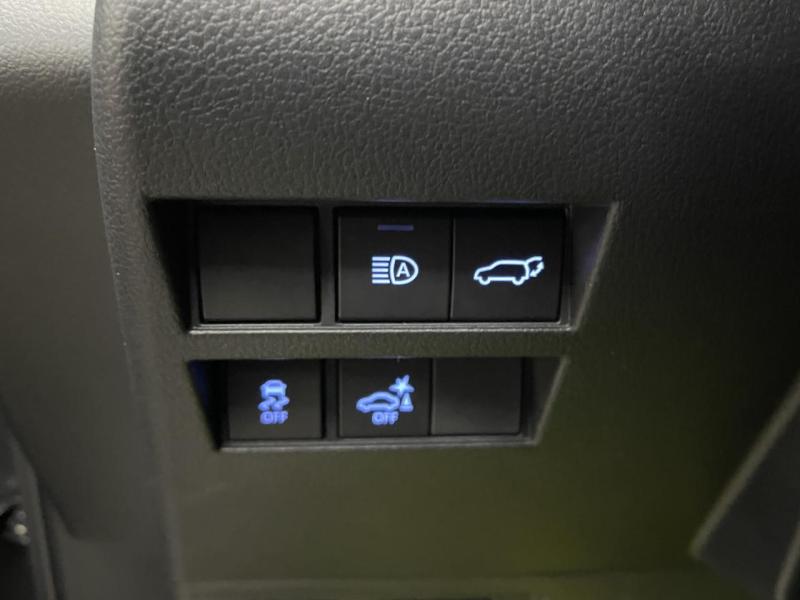 Купить Toyota Land Cruiser 300 бензин 2024 id-1005834 в Киеве, Фото №[delta]