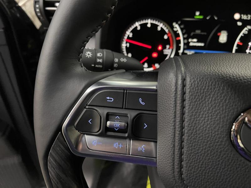 Купить Toyota Land Cruiser 300 бензин 2024 id-1005834 в Киеве, Фото №[delta]