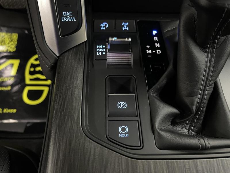 Купить Toyota Land Cruiser 300 бензин 2024 id-1005834 в Киеве, Фото №[delta]