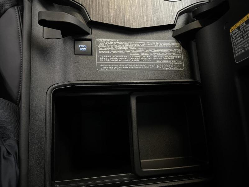 Купить Toyota Land Cruiser 300 бензин 2024 id-1005834 в Киеве, Фото №[delta]