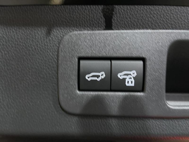 Купить Toyota Land Cruiser 300 бензин 2024 id-1005822 в Киеве, Фото №[delta]