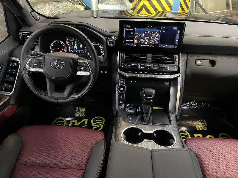 Купить Toyota Land Cruiser 300 бензин 2024 id-1005822 в Киеве, Фото №[delta]