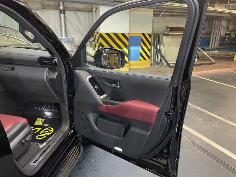 Купить Toyota Land Cruiser 300 бензин 2024 id-1005822 в Киеве, Фото №[delta]