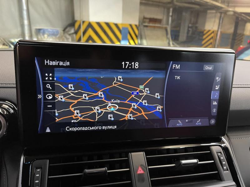 Купить Toyota Land Cruiser 300 бензин 2024 id-1005822 в Киеве, Фото №[delta]