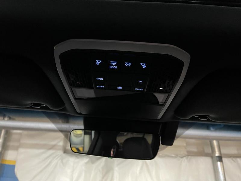 Купить Toyota Land Cruiser 300 бензин 2023 id-1005789 в Киеве, Фото №[delta]