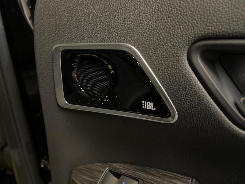 Купить Toyota Land Cruiser 300 бензин 2023 id-1005789 в Киеве, Фото №[delta]