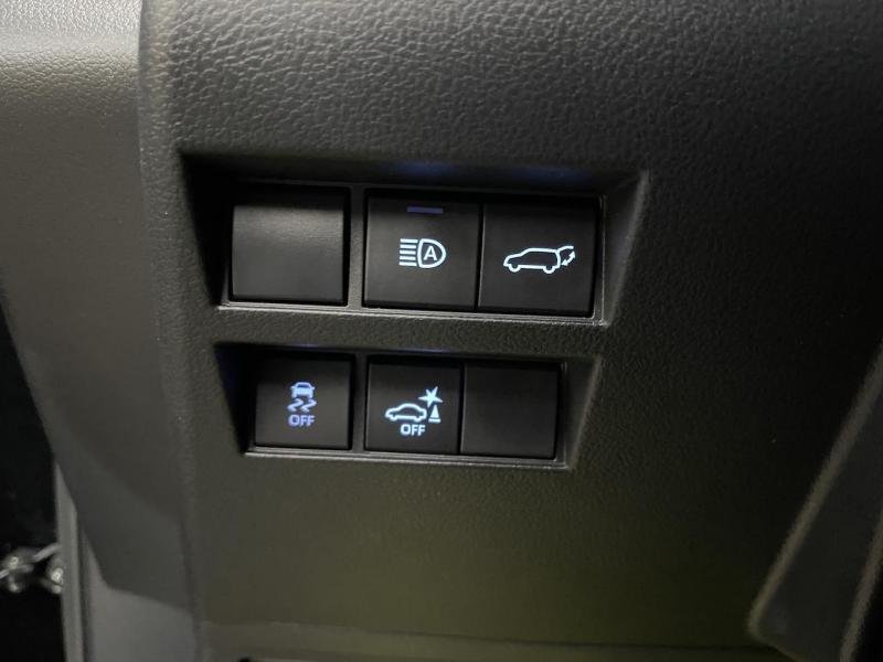 Купить Toyota Land Cruiser 300 бензин 2023 id-1005789 в Киеве, Фото №[delta]