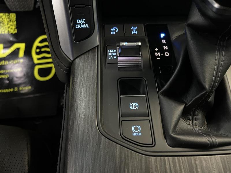 Купить Toyota Land Cruiser 300 бензин 2023 id-1005789 в Киеве, Фото №[delta]