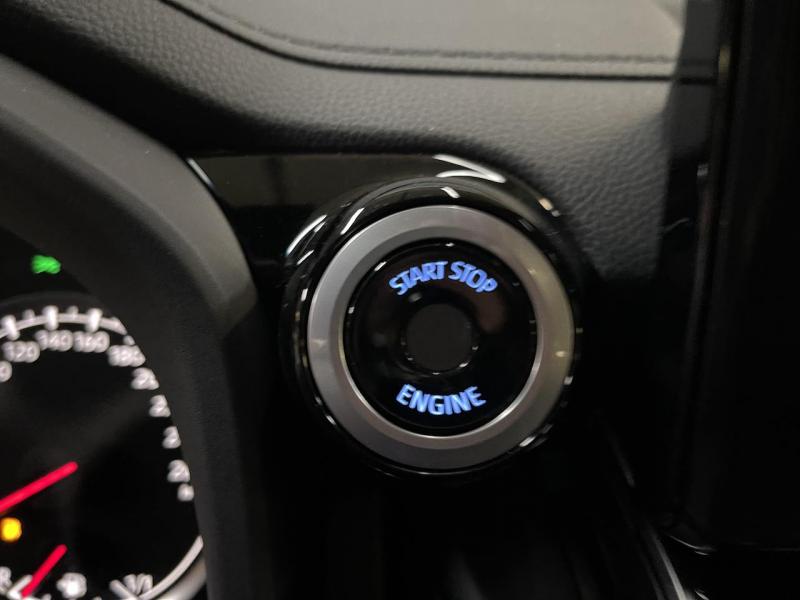 Купить Toyota Land Cruiser 300 бензин 2023 id-1005789 в Киеве, Фото №[delta]