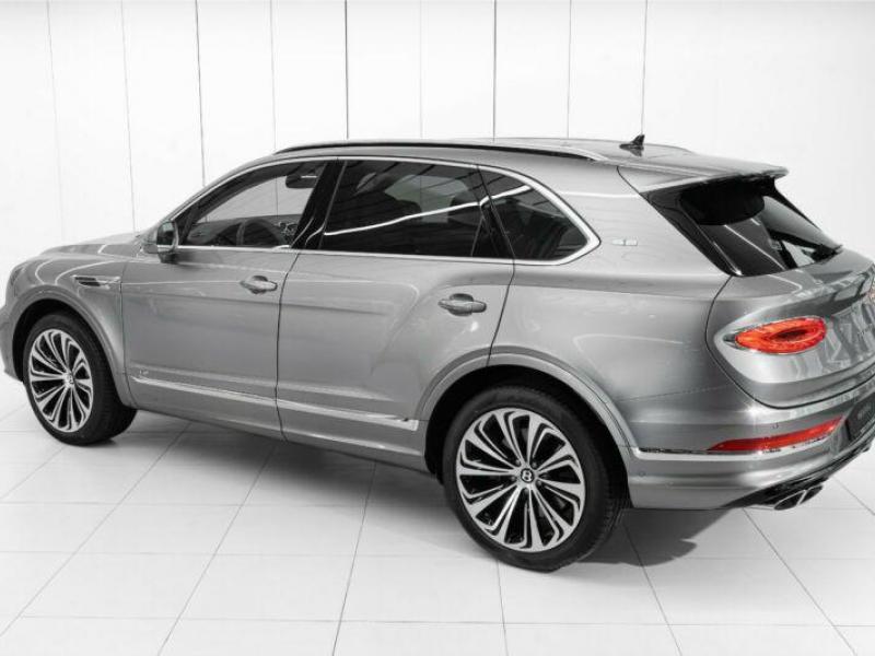 Купить Bentley Bentayga First Edition бензин 2023 id-1005475 в Киеве, Фото №[delta]