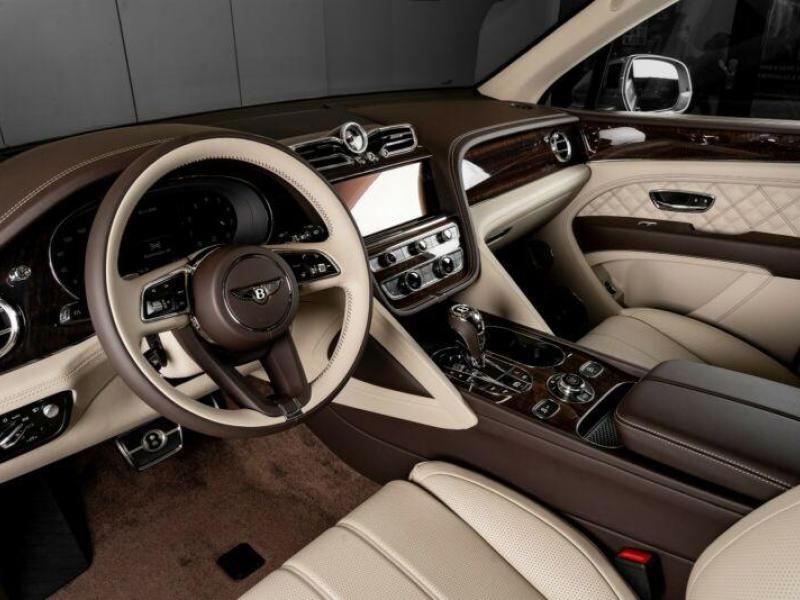 Купить Bentley Bentayga First Edition бензин 2023 id-1005475 в Киеве, Фото №[delta]