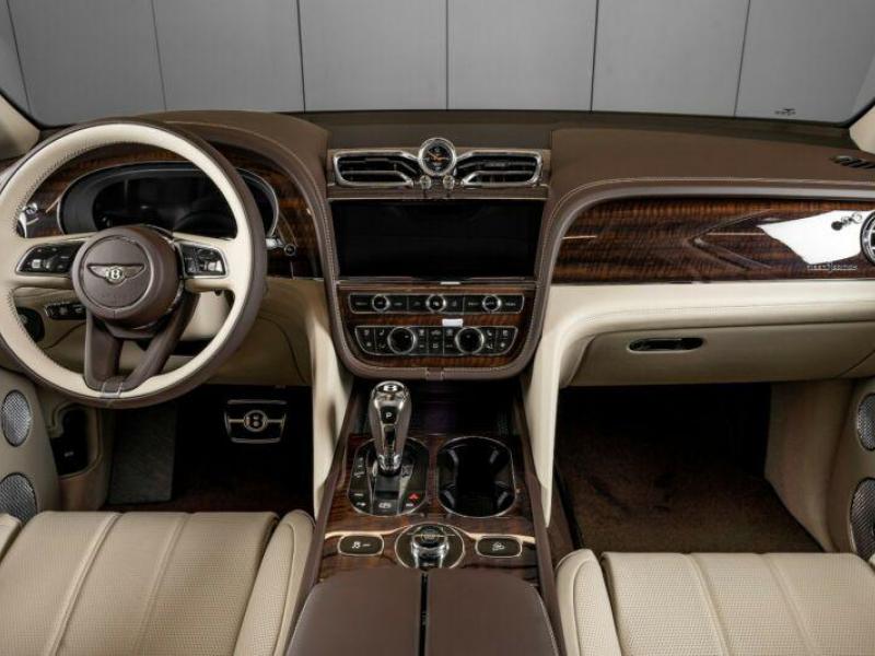 Купить Bentley Bentayga First Edition бензин 2023 id-1005475 в Киеве, Фото №[delta]