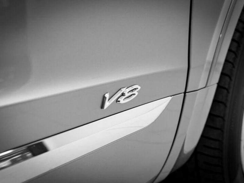 Купить Bentley Bentayga First Edition бензин 2023 id-1005475 в Киеве, Фото №[delta]