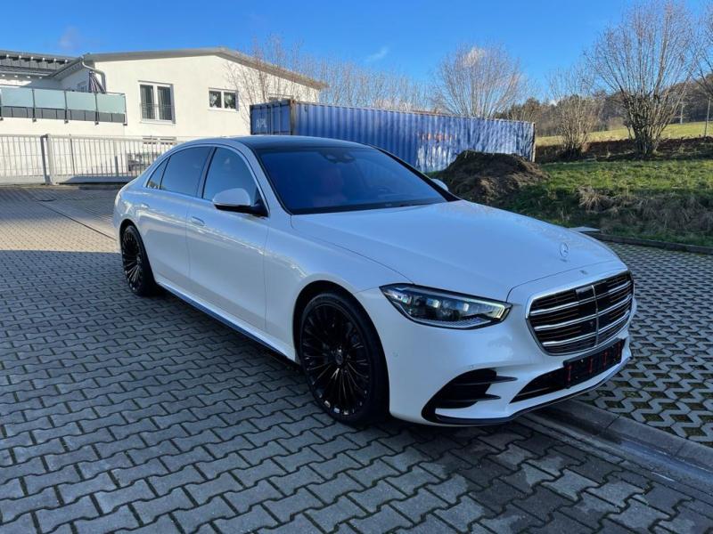 Купить Mercedes-Benz S 500 Long 4Matic бензин 2024 id-1005467 в Киеве, Фото №[delta]