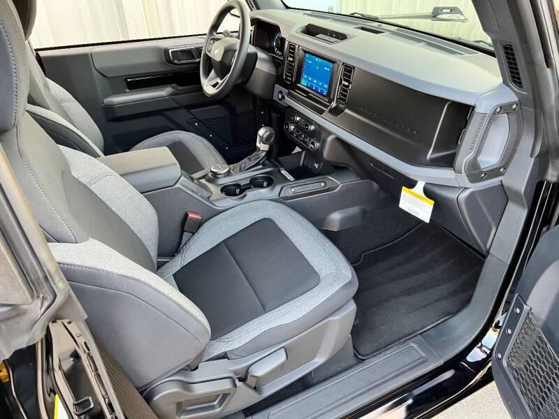 Купить Ford Bronco Wildtrak бензин 2024 id-1005450 в Киеве, Фото №[delta]