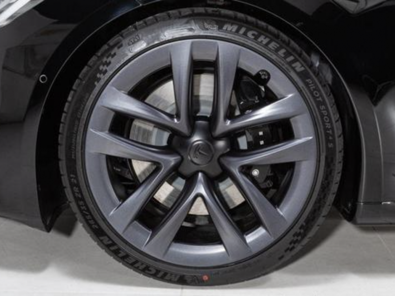 Купить Tesla Model S Plaid Plus электро 2024 id-1005369 в Киеве, Фото №[delta]