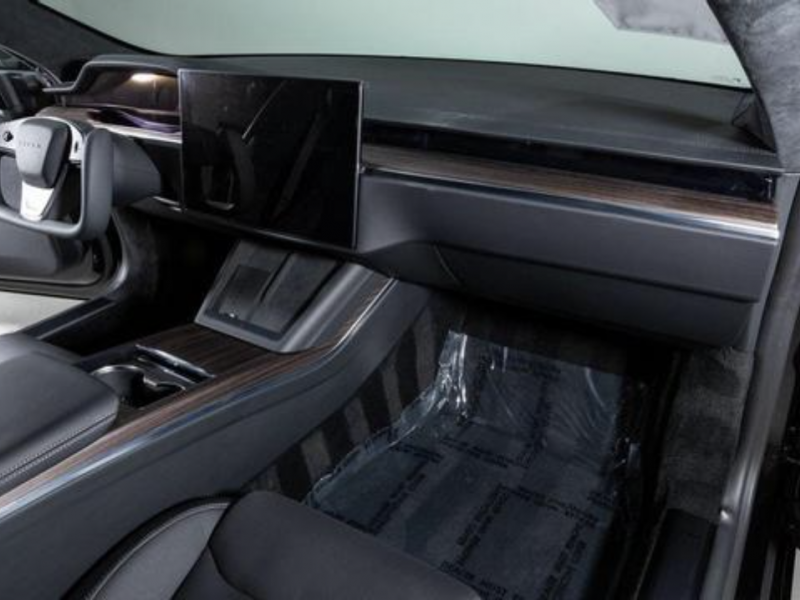 Купить Tesla Model S Plaid Plus электро 2024 id-1005369 в Киеве, Фото №[delta]
