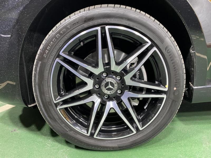 Купить Mercedes-Benz V 300D AMG 4Matic дизель 2023 id-1005246 в Киеве, Фото №[delta]