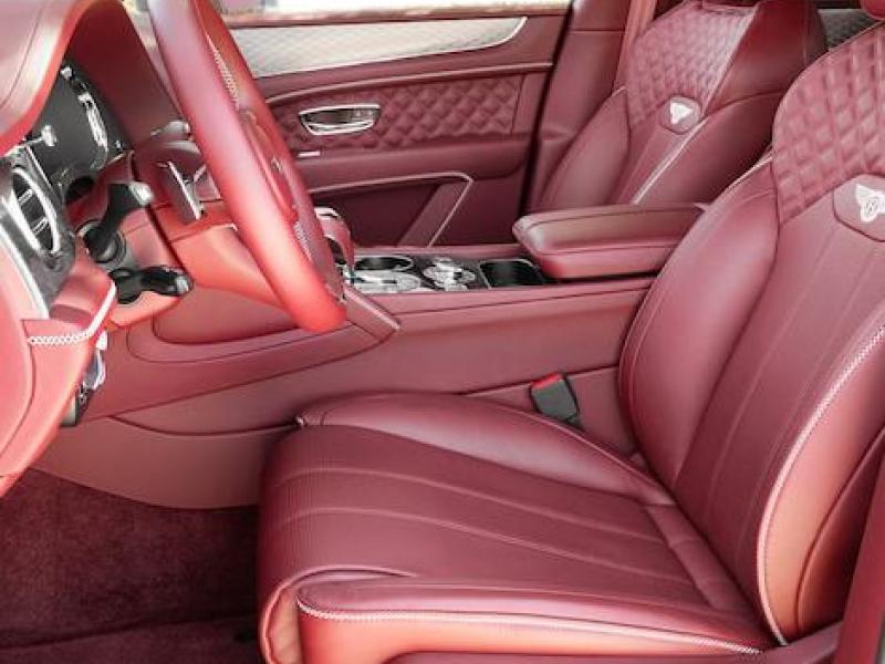 Купить Bentley Bentayga бензин 2023 id-1004915 в Киеве, Фото №[delta]