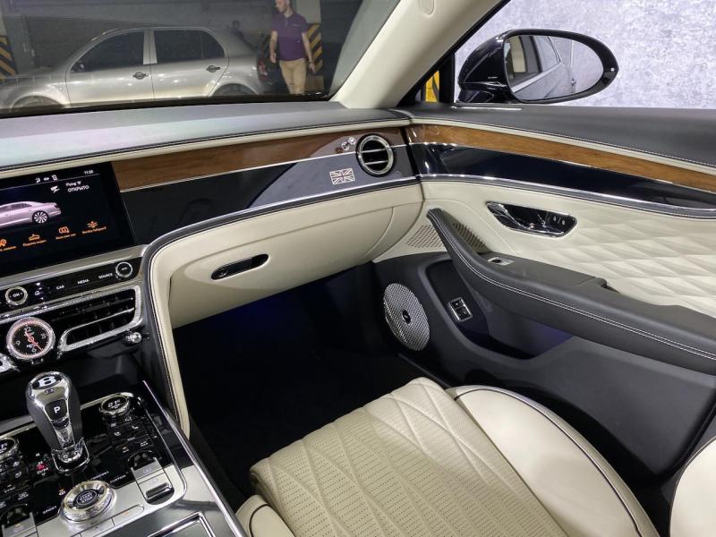 Купить Bentley Flying Spur бензин 2023 id-1004838 в Киеве, Фото №[delta]