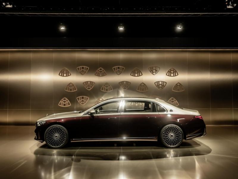 Купить Mercedes-Maybach S 680 бензин 2024 id-1004817 в Киеве, Фото №[delta]
