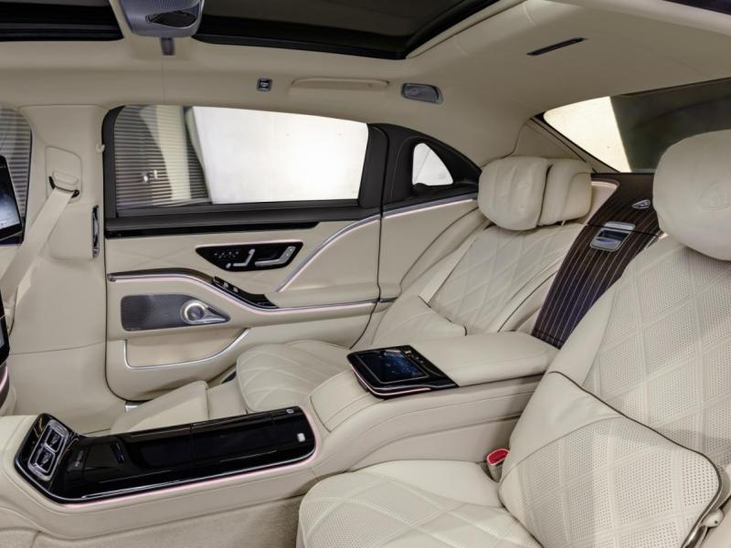 Купить Mercedes-Maybach S 680 бензин 2024 id-1004817 в Киеве, Фото №[delta]