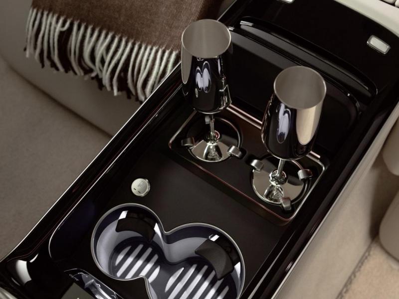 Купить Mercedes-Maybach S 680 бензин 2024 id-1004817 в Киеве, Фото №[delta]