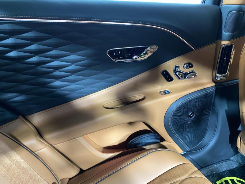 Купить Bentley Flying Spur бензин 2023 id-1004814 в Киеве, Фото №[delta]