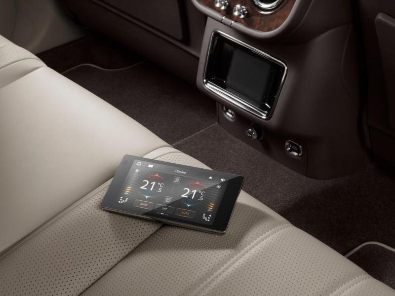 Купить Bentley Bentayga бензин 2023 id-1004715 в Киеве, Фото №[delta]