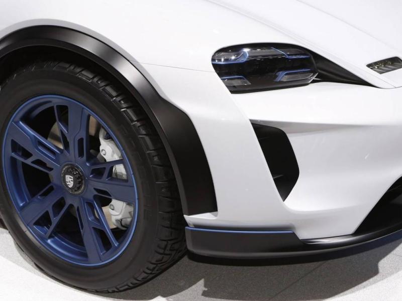 Купить Porsche Taycan Cross Turismo электро 2025 id-1004710 в Киеве, Фото №[delta]