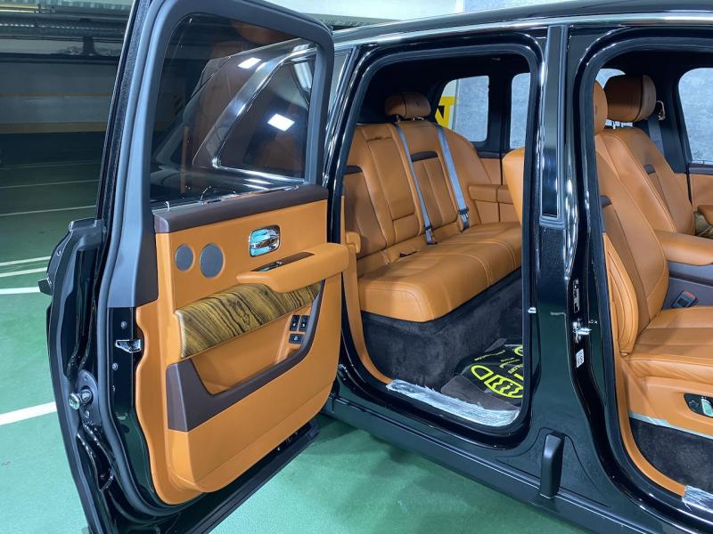 Купить Rolls-Royce Cullinan бензин 2024 id-1004672 в Киеве, Фото №[delta]