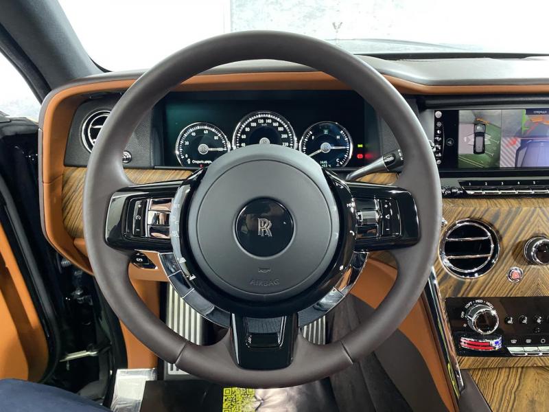 Купить Rolls-Royce Cullinan бензин 2024 id-1004672 в Киеве, Фото №[delta]
